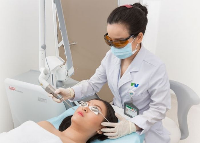 Công nghệ sử dụng laser điều trị sắc tố da an toàn với người sử dụng